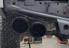 Load image into Gallery viewer, DUAL EXHAUST KIT FOR DEFENDER 110 WITH LS3 ENGINE - with DUAL TIPS