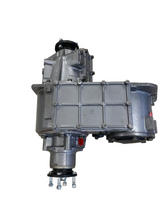 Load image into Gallery viewer, Land Rover Defender LT230 rebuilt transfer case ratio 1.2
