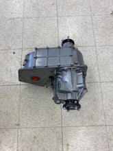 Load image into Gallery viewer, Land Rover Defender LT230 rebuilt transfer case ratio 1.2
